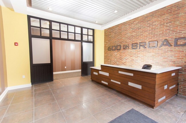 600 N Broad St unit 404, Philadelphia, PA 19130 - photo 7