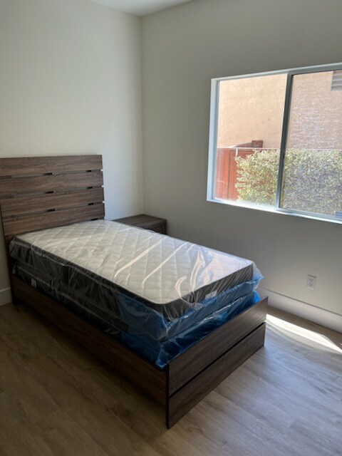 8550 Rolling Hills Dr, Corona, CA 92883 - photo 4