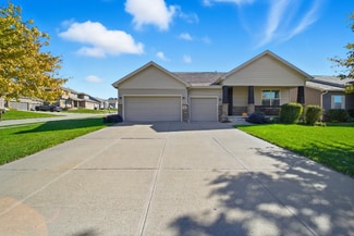 10603 S 213th St, Gretna, NE 68028