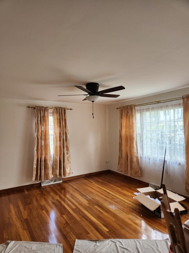 184 Hillcrest Ave, New Britain, CT 06053 - photo 2