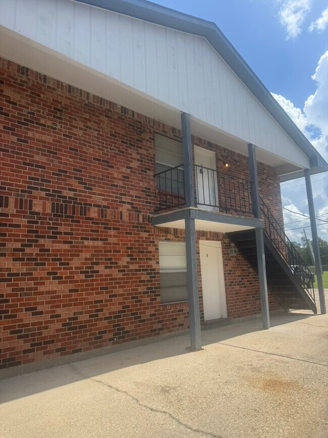 1150 Shilo Ave Unit B, Baker, LA 70714