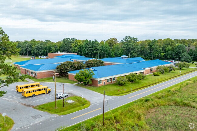 Camden Middle School in Camden, NC offers a comprehensive education for students.