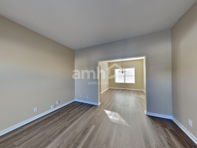 5745 Turnbull Ct, Carmel, IN 46033 - photo 5