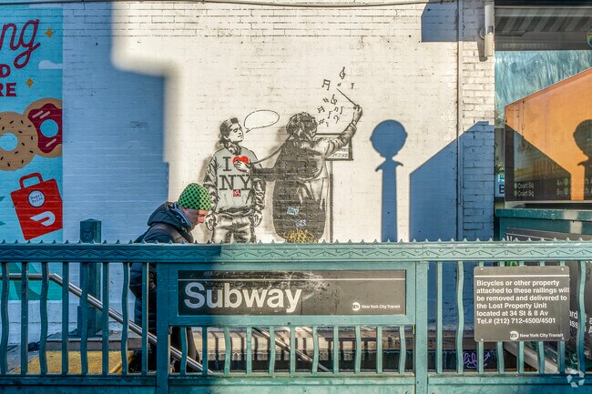 The L train at the Metropolitan/Lorimer stop provides a route into Manhattan.