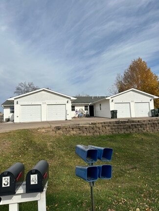 509 1st St SW Unit 2, Hinckley, MN 55037