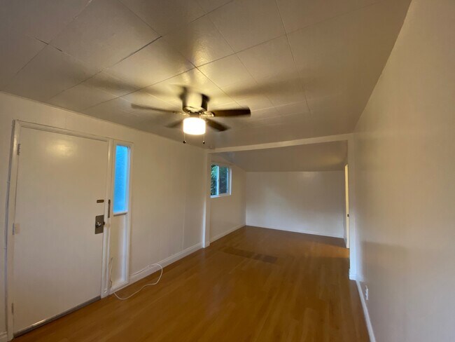 1348 N Spaulding Ave unit GUESTHOUSE, Los Angeles, CA 90046 - photo 3
