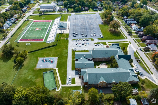 Harding Elementary School offers the North Heights neighborhood a dynamic learning environment.