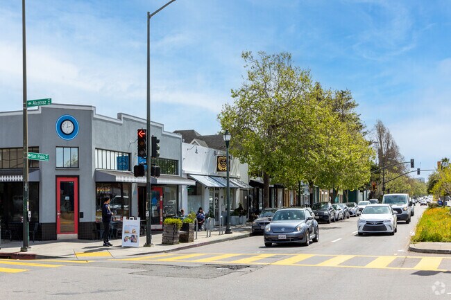 San Pablo Avenue on the edge of Paradise Park has restaurants, small shops, and more.