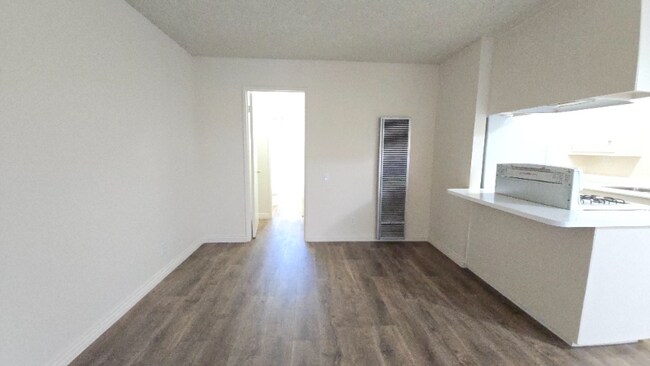 530 N Wilson Ave unit 2, Pasadena, CA 91106 - photo 5