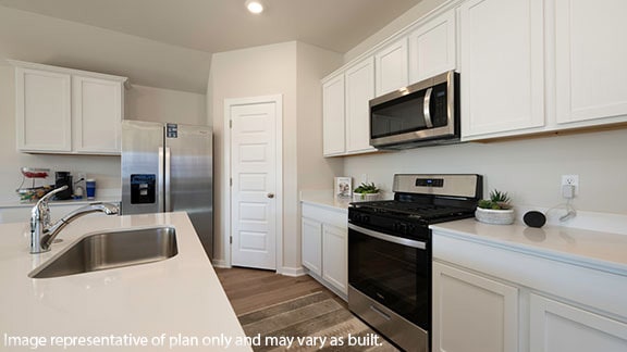 2808 Tracys Manor, Yukon, OK 73099 - photo 3