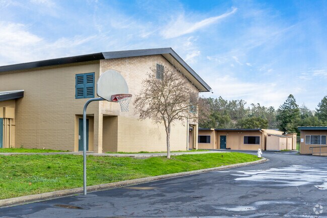 San Miguel Elementary School offers a comprehensive range of academic programs.