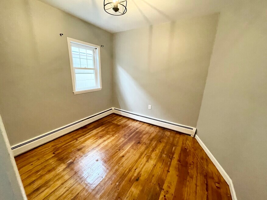 31 Falcon St unit 1, Boston, MA 02128 - photo 1