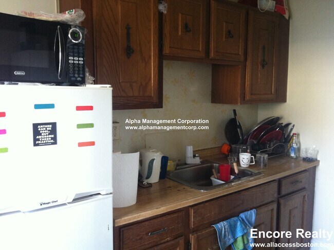 349 Pleasant St unit B1-11, Malden, MA 02148 - photo 3