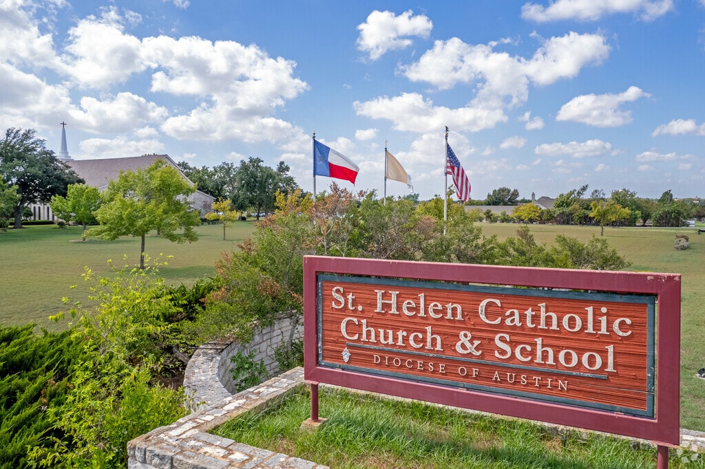 St. Helen Catholic School in Georgetown, TX serves 156 students in grades Prekindergarten-8.