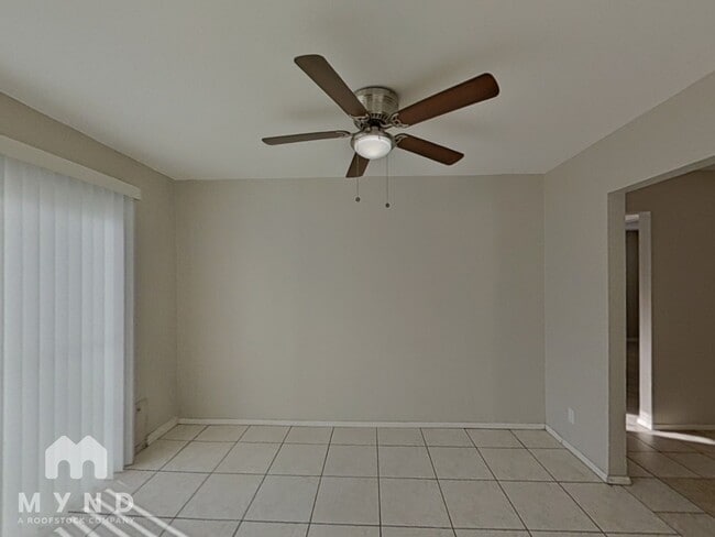 1368 S Christy Ln, Las Vegas, NV 89142 - photo 4
