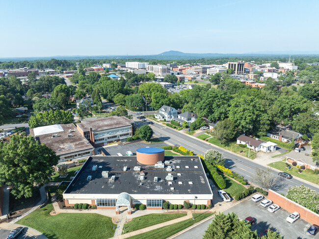 Cornerstone Christian Academy sits near the foothills of the NC mountains, in Hickory.