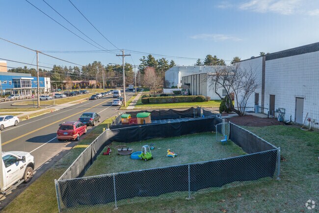 Check out Salma Khatoon Academy at 131 Leeder Hill Dr, Hamden, CT 06517.