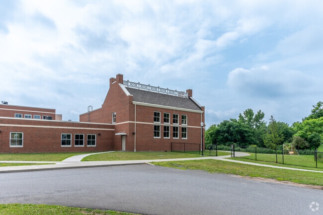 Montgomery C. Smith Elementary School is a public pre-K & elementary school in Hudson NY.