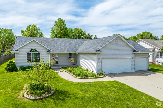 Much of Saylorville features a large amount of greenery to help locals feel comfortable and safe