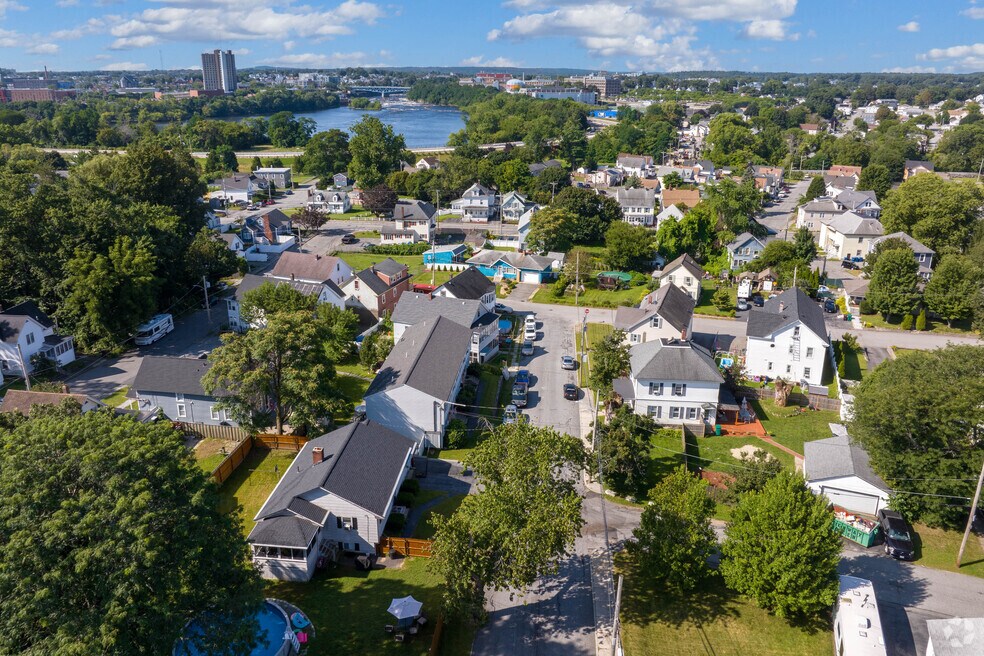 NH_CENTRALVILLE_501221_P2_V1_KC_120524