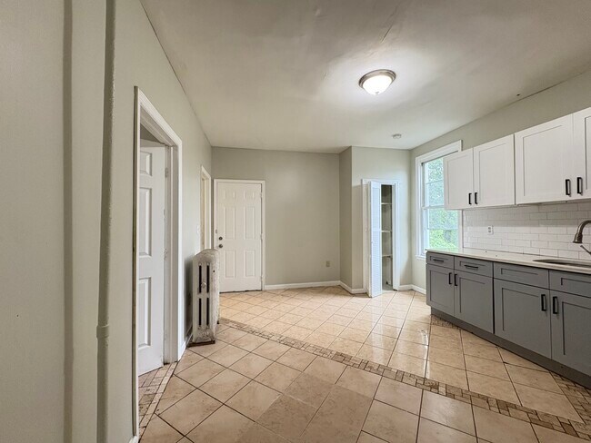 118 Ridgewood Ave unit 2, Newark, NJ 07108 - photo 3