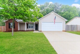 449 Sarah's Ln, Locust Grove, GA 30248