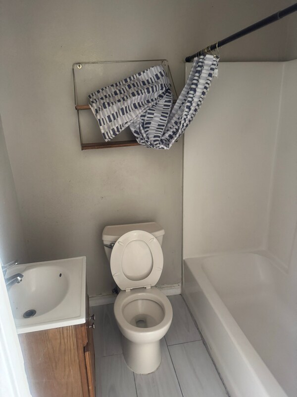 426 Columbia Ave, Turlock, CA 95380 - photo 4