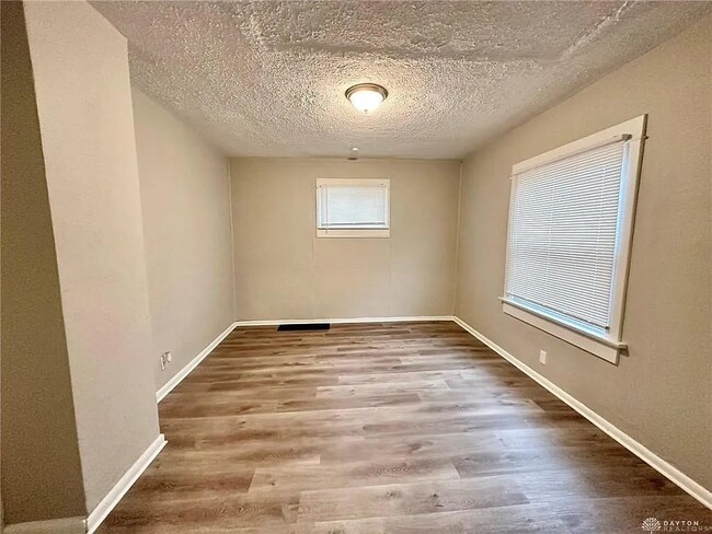 2308 Fauver Ave, Dayton, OH 45420 - photo 4