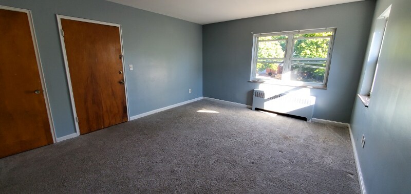 843 Delehanty Ct unit 4, Cincinnati, OH 45238 - photo 1