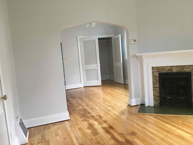 1207 E 4th St unit 1207, Duluth, MN 55805 - photo 3