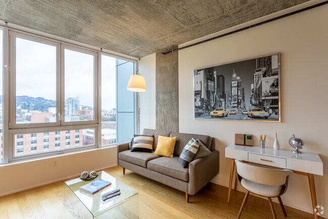 Studio, 1BA - 538 SF