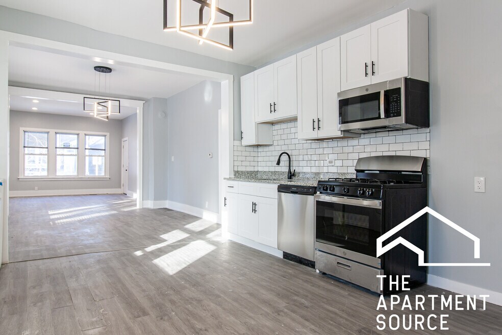 2659 W Homer St unit 1, Chicago, IL 60647 - photo 1