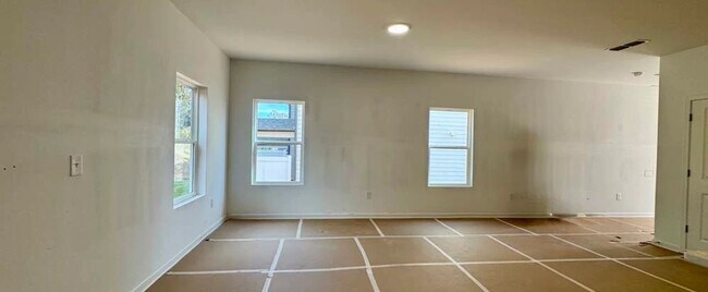 5317 Frontier Ct, Flowery Branch, GA 30542 - photo 7