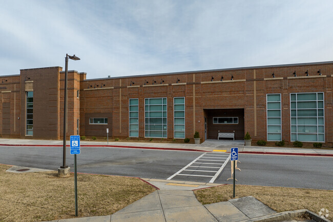 McCleskey Middle School has a 13 to 1 student-teacher ratio.