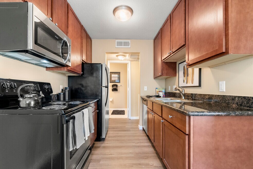 Melrose Gates, Brooklyn Center, MN 55430 - photo 1