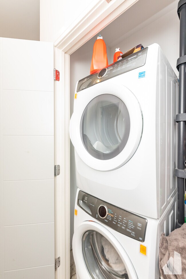 3049 N Clybourn Ave unit 3, Chicago, IL 60618 - photo 7