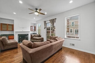 205 Roosevelt Dr Unit 205, Wood-Ridge, NJ 07075