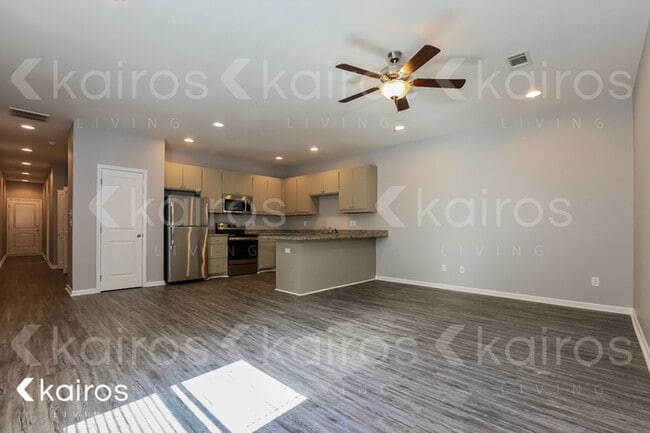 1918 Perry St, Little Rock, AR 72205 - photo 2