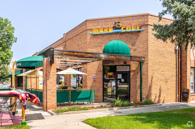 Brown Farm residents have local restaurants nearby.