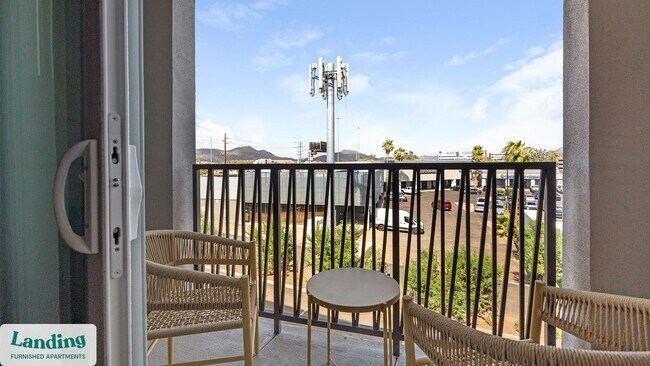 9275 N 29th Ave unit 2014, Phoenix, AZ 85051 - photo 4