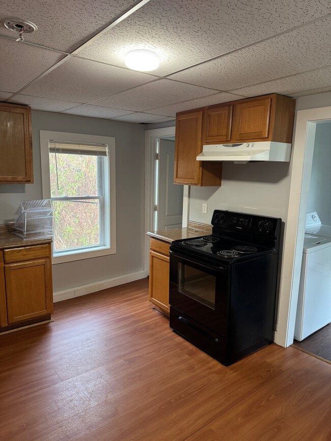 45 Oak St Unit 2, Keene, NH 03431