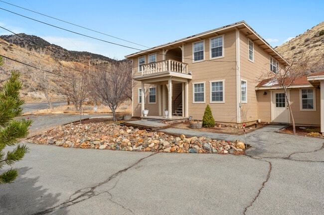 2011 S Main St unit M2, Virginia City, NV 89440 - photo 2