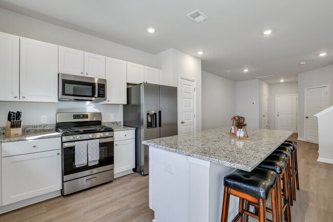 8049 Reagan Way, Charleston, SC 29418 - photo 5