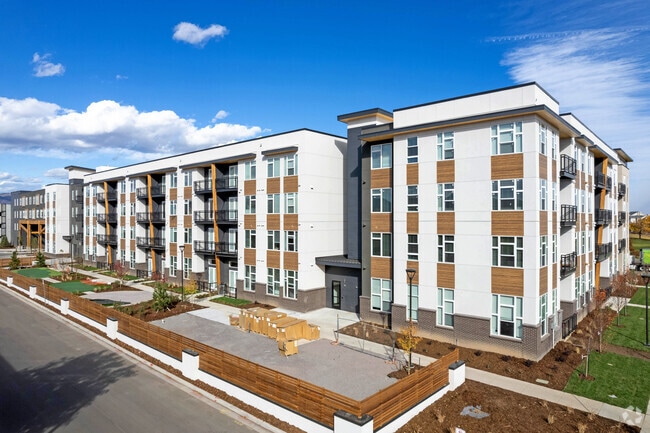 Olivine Littleton, Littleton, CO 80123 - photo 2