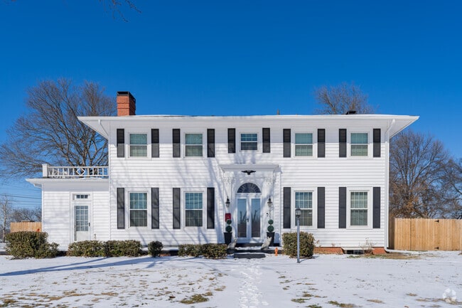 Ponca City features midcentury homes and historic properties dating back to the 1920s.