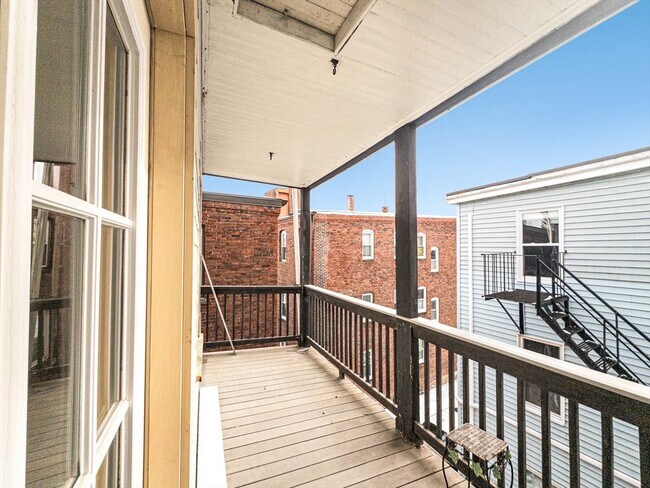 16 Arcola St unit 2, Jamaica Plain, MA 02130 - photo 2