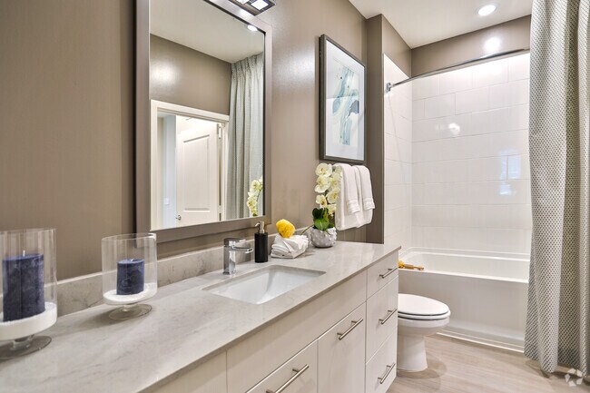 2BR, 2BA
