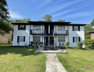 2509 Oak Forest Dr, Savannah, GA 31404