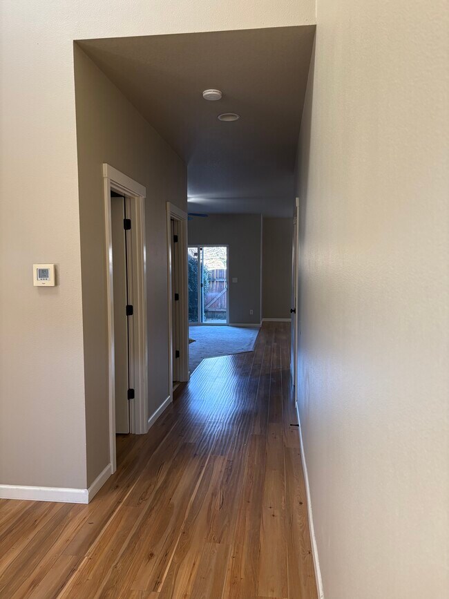 1926 NW Kale Way, McMinnville, OR 97128 - photo 7