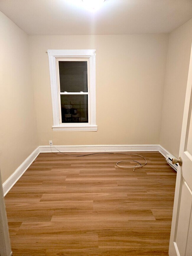 47 Montgomery St unit 1M, Pawtucket, RI 02860 - photo 7